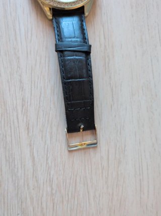 Reloj Mujer Guess Dorado con Strass con Pila Nueva