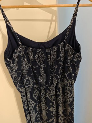 Vestido Only azul y blanco talla M