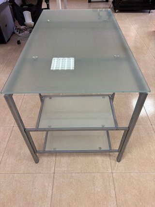 Escritorio grande de cristal y metal 130 x 70 cm