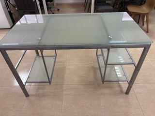 Escritorio grande de cristal y metal 130 x 70 cm