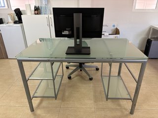 Escritorio grande de cristal y metal 130 x 70 cm