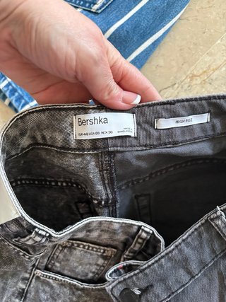 Falda38Pantalón Vaquero40 Stradivarius bershka
