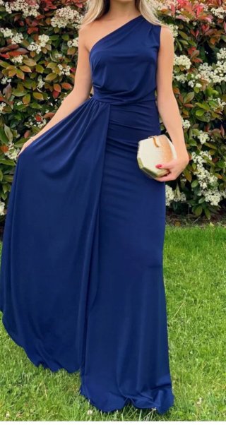 Vestido azul elegante de fiesta