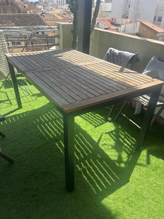 Mesa de terraza madera y metal