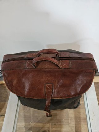 Bolso de viaje de cuero y lona