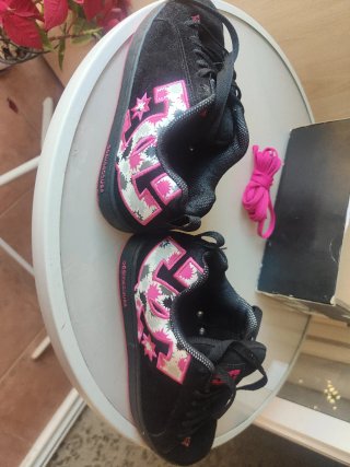 Zapatillas DC Shoes Negras y Rosas