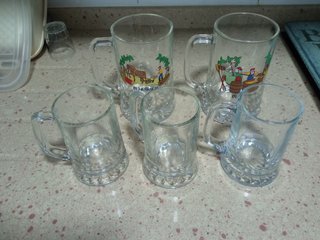 Set di 6 brocche in vetro per birra decorate