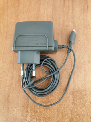 Cargador Nintendo DS Lite