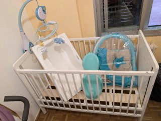 Cuna bebé blanca PRECIO ALGO NEGOCIABLE