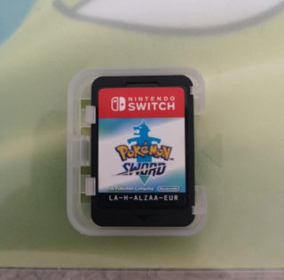 Pokémon Sword + Fashion Dreamer (sem jogo)