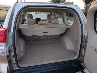 Toyota Land Cruiser 2010