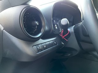 Toyota C-HR 1.8 GASOLINA- HÍBRIDO