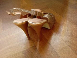 Sandalias de fiesta doradas