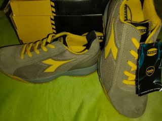Zapatos de seguridad Diadora T44