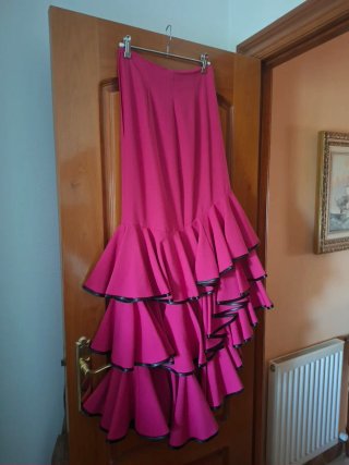 Falda flamenca volantes