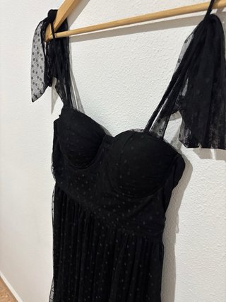 Vestido negro tul con topos