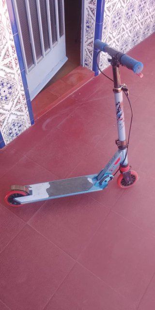 Patinete Oxelo 6-9 años