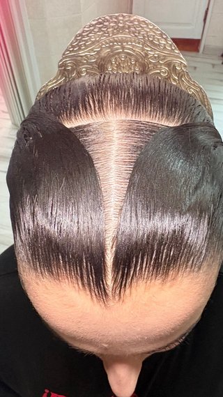 Peinado fallera y maquillaje