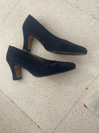 Zapatos de tacón negros