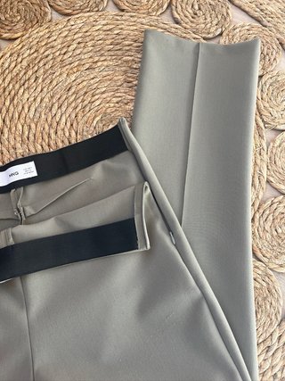 Pantalón de traje gris Mango