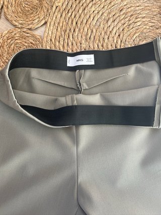 Pantalón de traje gris Mango
