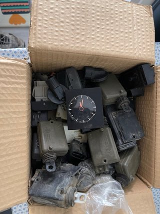 Relojes, botones y relés Clio 16v