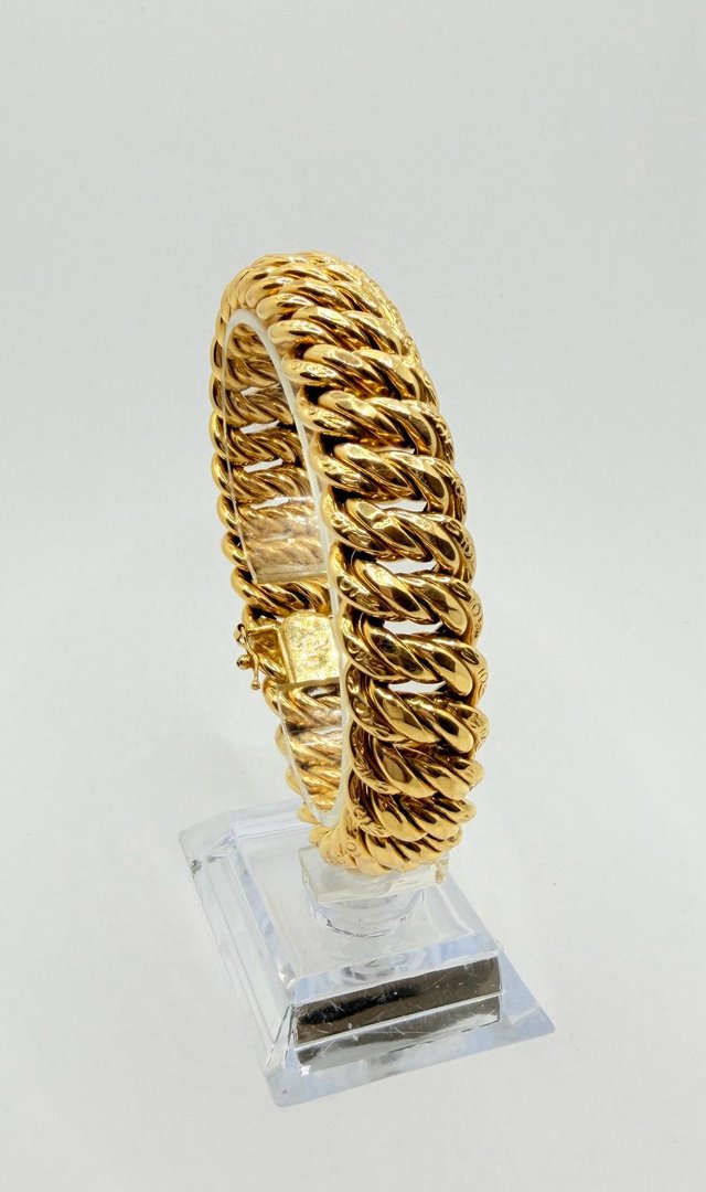 Pulsera Barbada de oro 18k, 35.1 g, 22 cm.