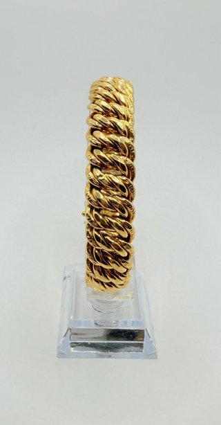 Pulsera Barbada de oro 18k, 35.1 g, 22 cm.