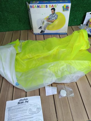 Tumbona Tipo Puf Fosforescente INTEX Hinchable