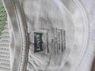 Levi Strauss & Co. White Graphic T-Shirt - Rainbow