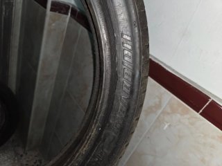 Neumáticos 90/90-18 M/C y 110/80/18,