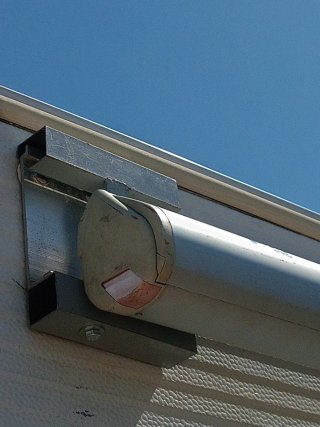 Toldo Fiamma F35 PRO con soportes