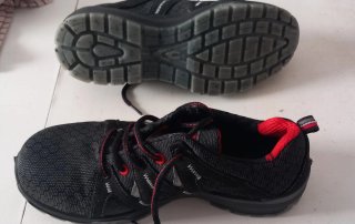 Zapatos de seguridad Cofra Talla 42. sin uso.