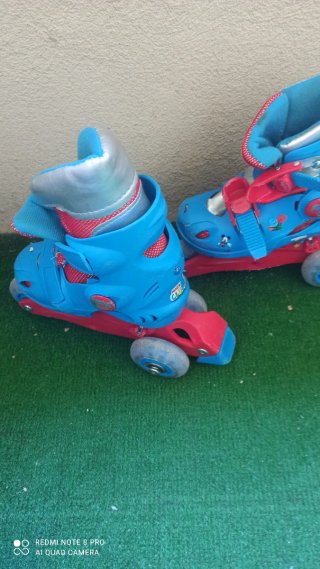 Patines y Casco Infantil Azul