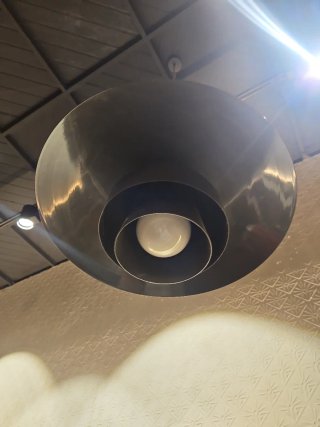 Lámpara de techo metálica gris