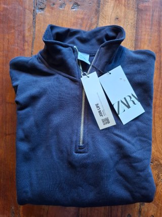 Sudadera Zara Nueva con etiqueta
