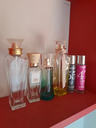 Frascos de perfume vacíos colección