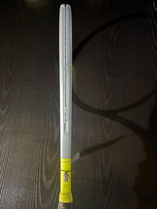 Raqueta HEAD XTREME MP casi nueva