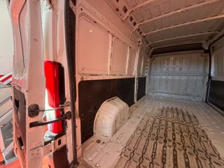 Peugeot Boxer Peugeot Boxer 335 L3 H2 BHDI 103kW (140CV) S&S 6 V. M