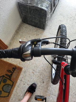 Bicicleta Roja 24 Pulgadas