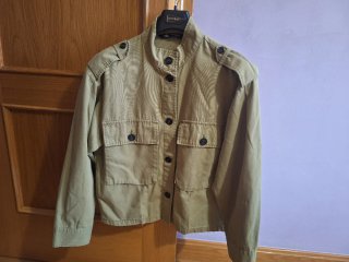 Chaqueta Zara Verde Militar Talla M