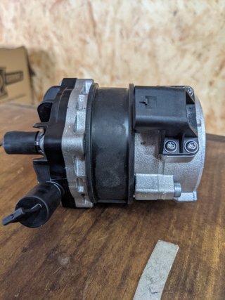 Bomba de Agua Harley Davidson 26600050