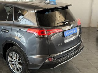 Toyota Rav4 2.5l hybrid 2WD Advance Pack Drive