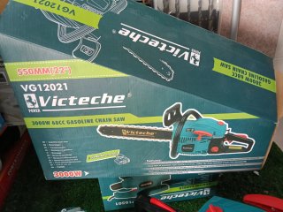 Motosega a scoppio Victeche 68cc 550mm