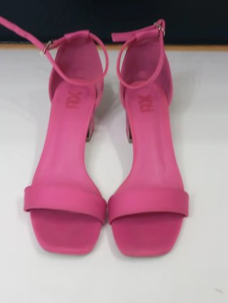 Sandalias Tacon Rosa y Dorado Talla 39 impecables