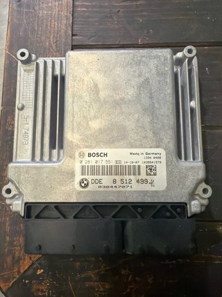 Centralita ECU BMW DDE 8 512 499-01