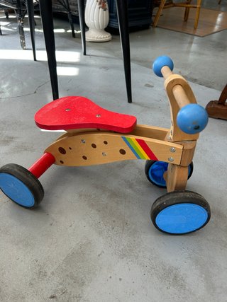 Correpasillos  Triciclo de Madera Playtive