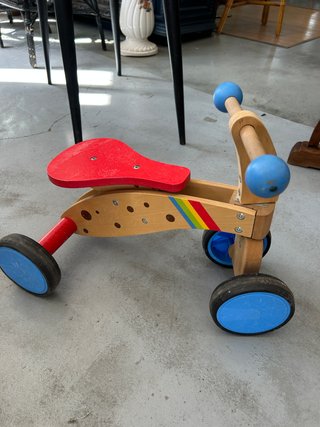 Correpasillos  Triciclo de Madera Playtive