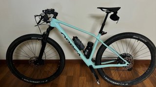 Bicicleta Orbea Alma M50, 2023, cuadro carbono