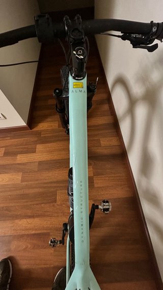 Bicicleta Orbea Alma M50, 2023, cuadro carbono